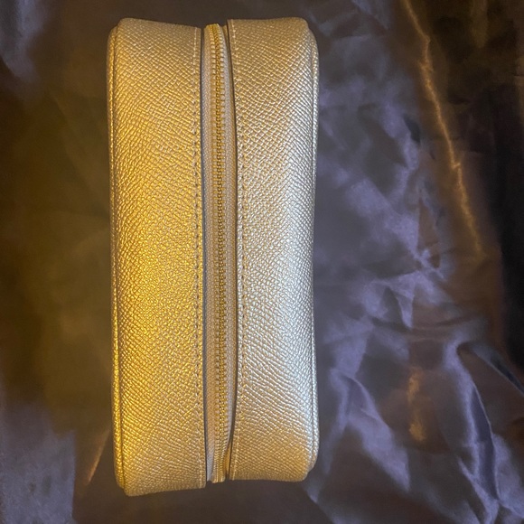 Coach Gold Bag - Picture 8 of 8